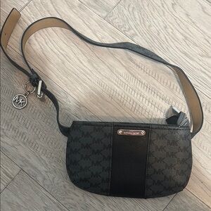 Michael Kors Black and Tan Crossbody Bag